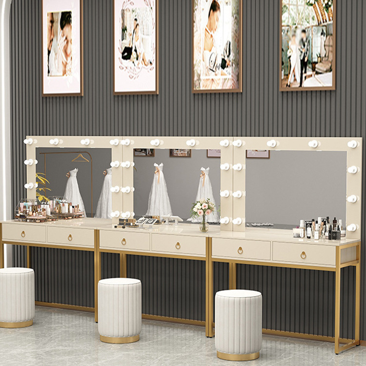 Dressing table with light mirr - Beauty Makeup Bridal recensione e prezzo