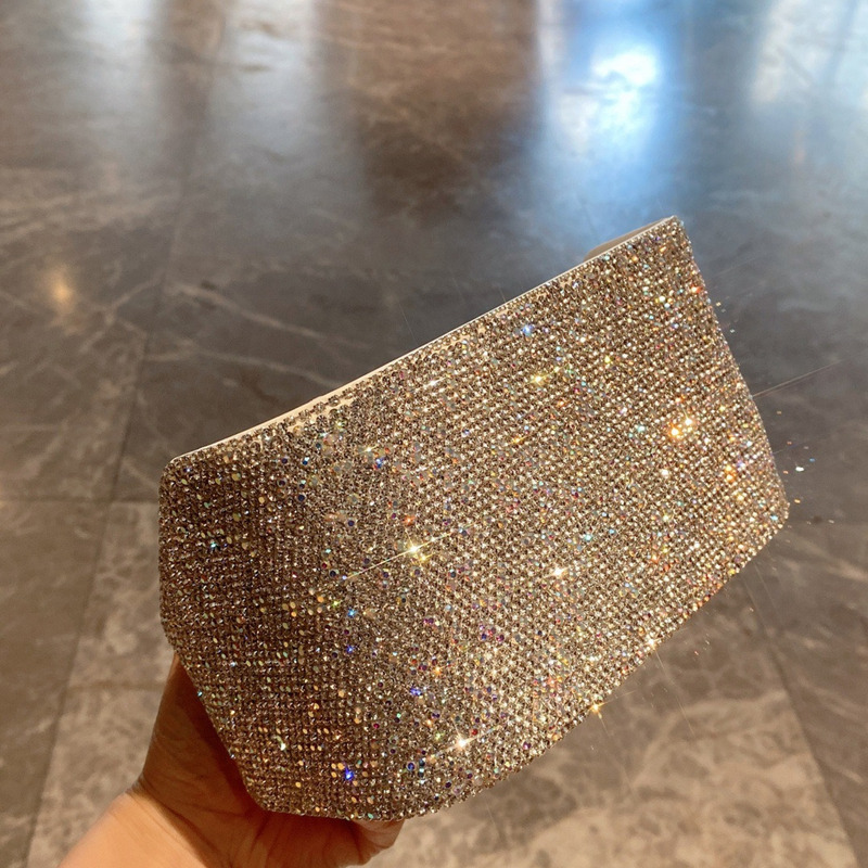 Diamond-encrusted multi-compar - Beauty Makeup Box recensione e prezzo