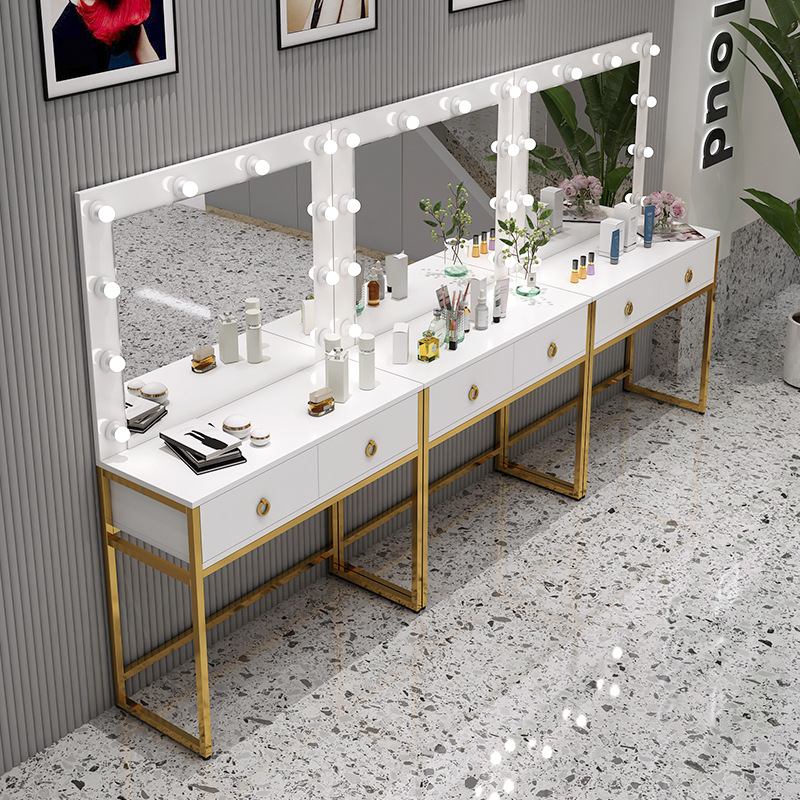Photo studio dresser with lamp - Beauty Makeup Bridal recensione e prezzo