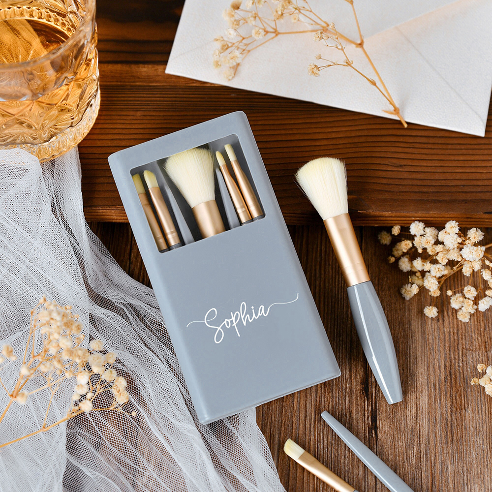 Personalized 5pc Makeup Brush  - Beauty Makeup Bridal recensione e prezzo